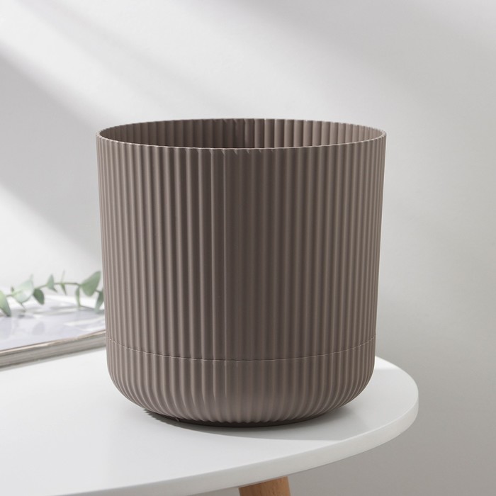 Кашпо для цветов с поддоном «Вельвет», 3,6 л, d=18 см, цвет серый
Кашпо для цветов с поддоном «Вельвет», 3,6 л, d=18 см, цвет серый