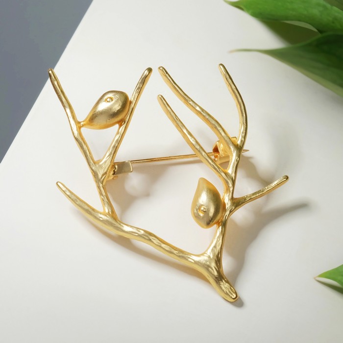 Брошь "Птички" на оленьих рогах, цвет золото
Брошь "Птички" на оленьих рогах, цвет золото