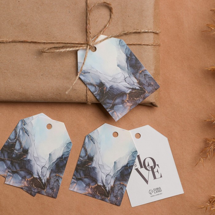 Открытка-шильдик на подарок «Дым», акварельный картон 5 × 7 см
Открытка-шильдик на подарок «Дым», акварельный картон 5 × 7 см