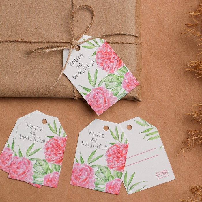 Открытка-шильдик на подарок «Самой красивой», акварельный картон 5 × 7 см
Открытка-шильдик на подарок «Самой красивой», акварельный картон 5 × 7 см