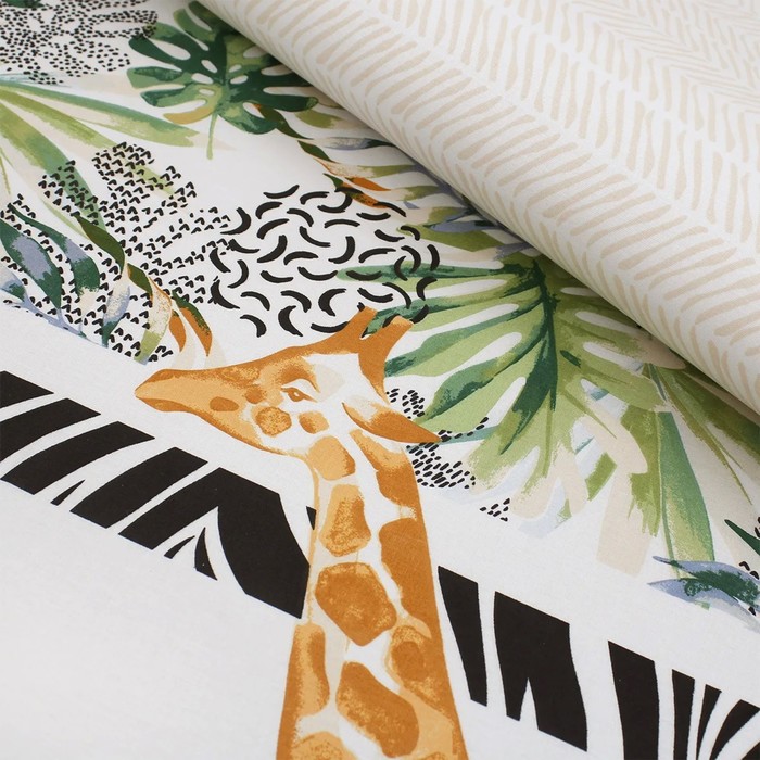 КПБ 1,5 сп «Кения», размер 150x215 см, 145x215 см, 70x70 см-2 шт
КПБ 1,5 сп «Кения», размер 150x215 см, 145x215 см, 70x70 см-2 шт