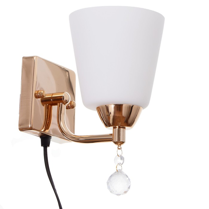 Бра с проводом 2573/1P E27 40Вт золото 12х22 см
Бра с проводом 2573/1P E27 40Вт золото 12х22 см