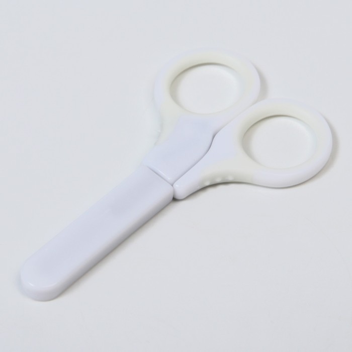 Ножницы детские, с защитным колпачком, цвет белый
Ножницы детские, с защитным колпачком, цвет белый