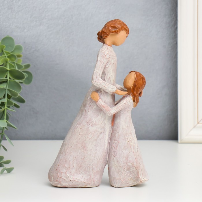 Сувенир полистоун "Мама с дочерью" 20х11,5х5 см
Сувенир полистоун "Мама с дочерью" 20х11,5х5 см