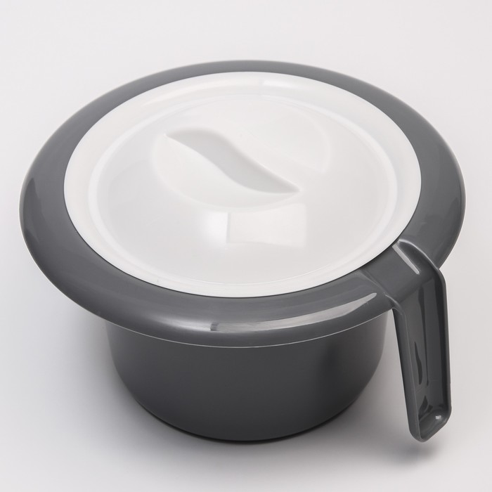 Горшок туалетный детский «Кроха», цвет серый, 1,75 л.
Горшок туалетный детский «Кроха», цвет серый, 1,75 л.