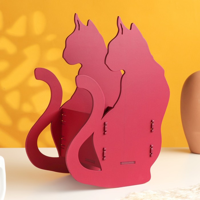 Кашпо деревянное "Кошка" 18х13,8х28 см пурпурный
Кашпо деревянное "Кошка" 18х13,8х28 см пурпурный