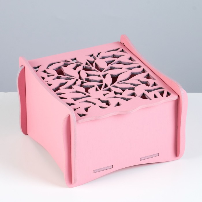 Шкатулка деревянная с крышкой "Резная" 13х13х10 см розовый
Шкатулка деревянная с крышкой "Резная" 13х13х10 см розовый