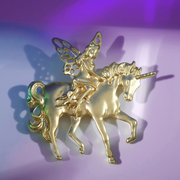 Брошь "Единорог" и фея, цвет матовое золото
Брошь "Единорог" и фея, цвет матовое золото