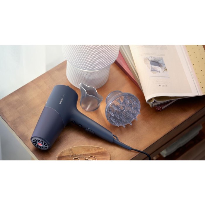 Фен Philips BHD510/00, 2300 Вт, 2 скорости, 2 температурных режима, 2 насадки, синий
Фен Philips BHD510/00, 2300 Вт, 2 скорости, 2 температурных режима, 2 насадки, синий