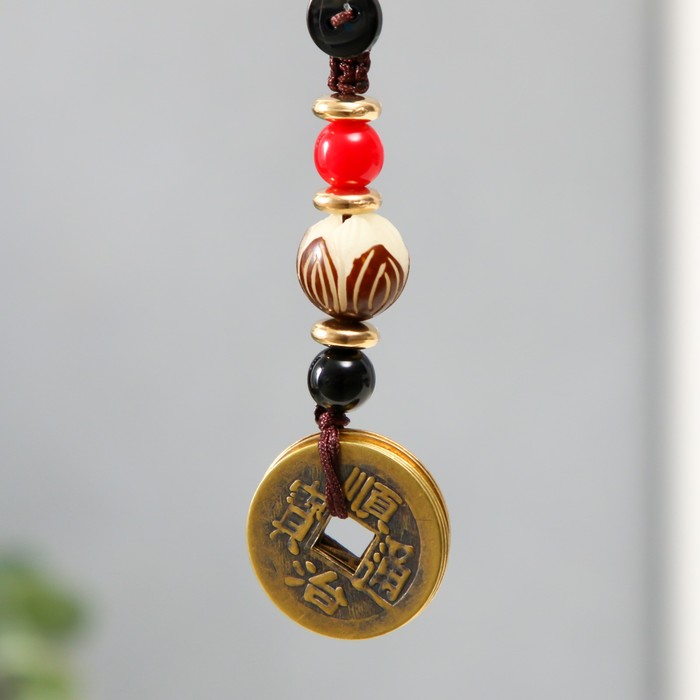 фото Подвеска с монетой в виде пяти императоров d=2,7 см