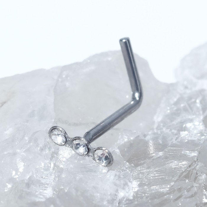 Пирсинг в крыло носа "Трио", L=7мм, цвет белый в серебре
Пирсинг в крыло носа "Трио", L=7мм, цвет белый в серебре