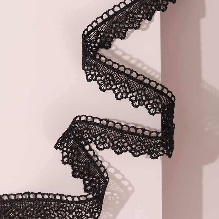 Кружево гипюровое, 25 мм × 9 м, цвет чёрный
Кружево гипюровое, 25 мм × 9 м, цвет чёрный
