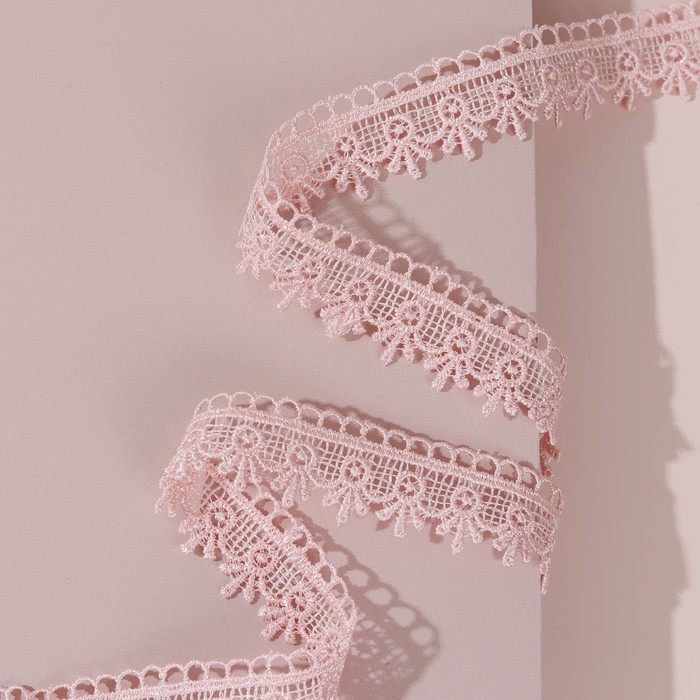 Кружево гипюровое, 25 мм × 9 м, цвет лососёвый
Кружево гипюровое, 25 мм × 9 м, цвет лососёвый