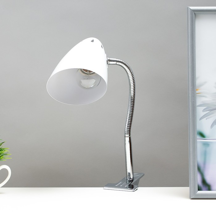 Настольная лампа 16669/1WT E27 40Вт белый 14х10х33 см
Настольная лампа 16669/1WT E27 40Вт белый 14х10х33 см