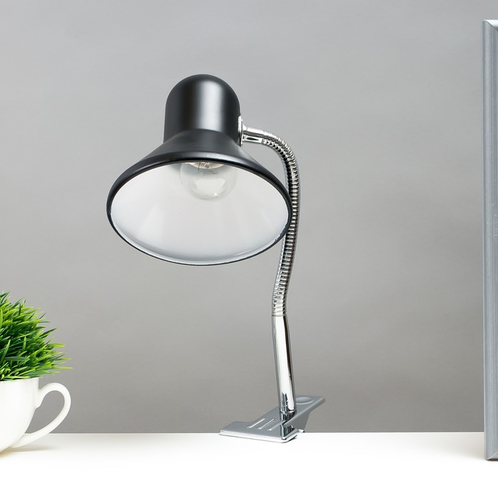 Настольная лампа 16671/1BK E27 40Вт черный 13,5х13х33 см
Настольная лампа 16671/1BK E27 40Вт черный 13,5х13х33 см