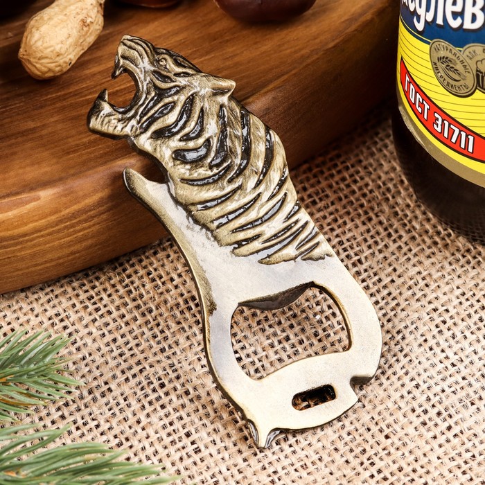 Сувенир мультитул "Тигр. Золото", 9х4х0,5 см, металл
Сувенир мультитул "Тигр. Золото", 9х4х0,5 см, металл