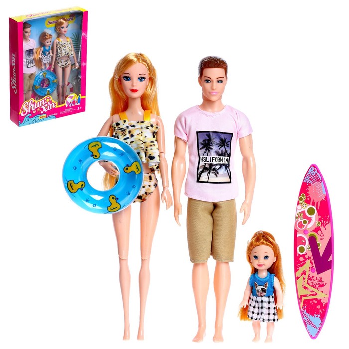 Набор кукол «Семейный отпуск» с малышкой и аксессуарами
Набор кукол «Семейный отпуск» с малышкой и аксессуарами