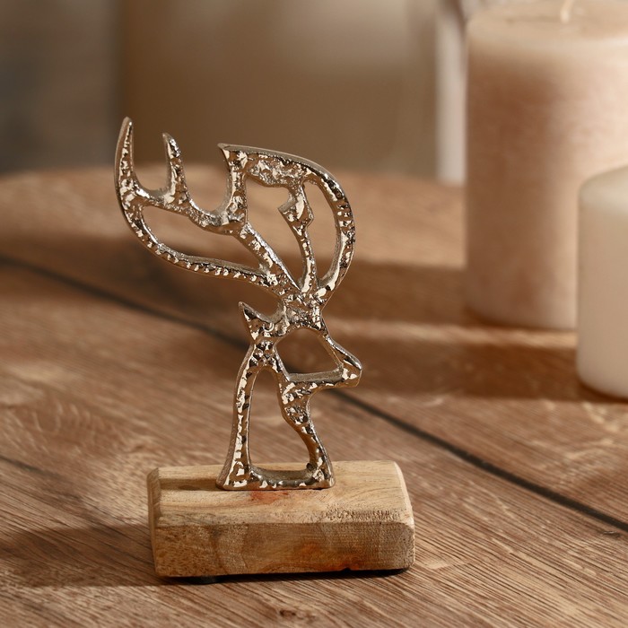 Сувенир "Олень" на подставке 8х4х14 см
Сувенир "Олень" на подставке 8х4х14 см