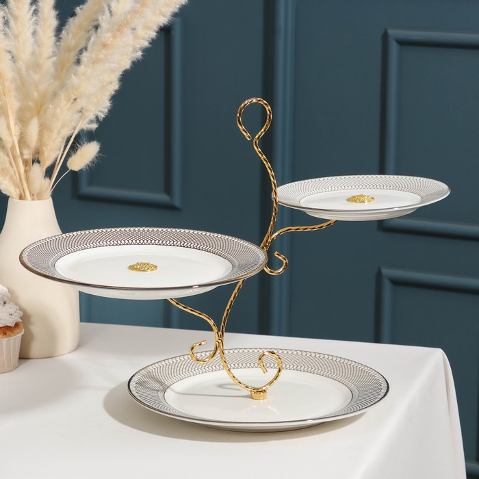 Блюдо для пирожных 3-х ярусное «Украшение», 19/23/27 см
Блюдо для пирожных 3-х ярусное «Украшение», 19/23/27 см