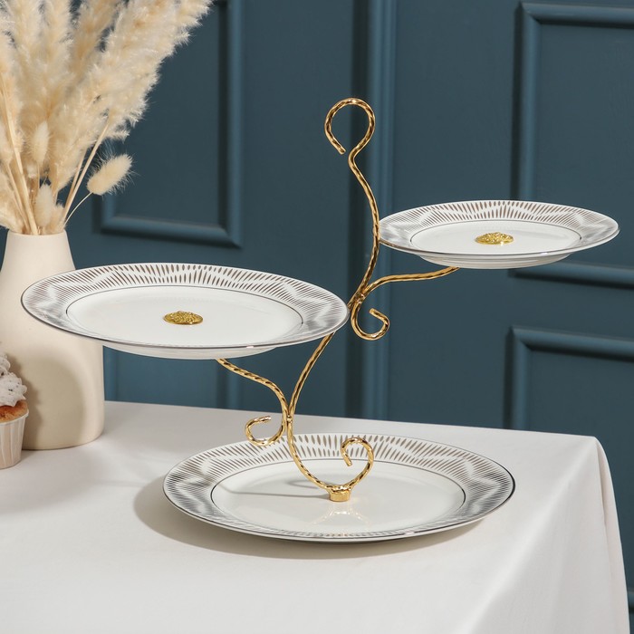 Блюдо для пирожных 3-х ярусное «Сокровище», 19/23/27 см
Блюдо для пирожных 3-х ярусное «Сокровище», 19/23/27 см