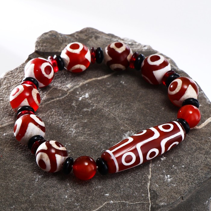 Браслет "Бусина Дзи" кольца, цвет красно-белый, d=7см 
Браслет "Бусина Дзи" кольца, цвет красно-белый, d=7см