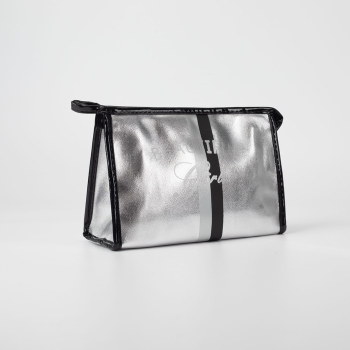 Косметичка, отдел на молнии, цвет серебристый
Косметичка, отдел на молнии, цвет серебристый