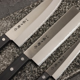Набор кухонных ножей FUJI CUTLERY, 3 шт: лезвие 13,5 см, 16 см, 16,5 см, чёрная рукоять
Набор кухонных ножей FUJI CUTLERY, 3 шт: лезвие 13,5 см, 16 см, 16,5 см, чёрная рукоять