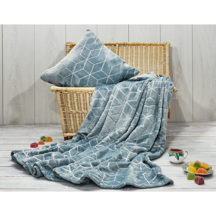 Плед Winter sky, размер 180х200 см, цвет голубой
Плед Winter sky, размер 180х200 см, цвет голубой