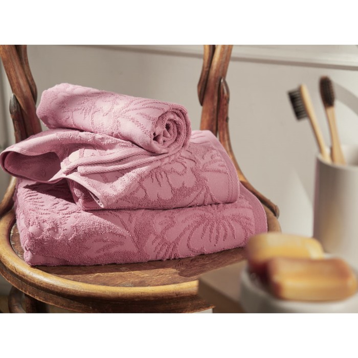 Полотенце махровое Floret amaranth, размер 50х90 см, цвет розовый
Полотенце махровое Floret amaranth, размер 50х90 см, цвет розовый