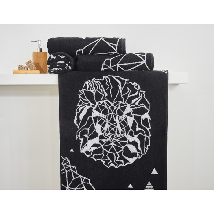 Полотенце махровое Lion, размер 70х140 см, цвет чёрный
Полотенце махровое Lion, размер 70х140 см, цвет чёрный