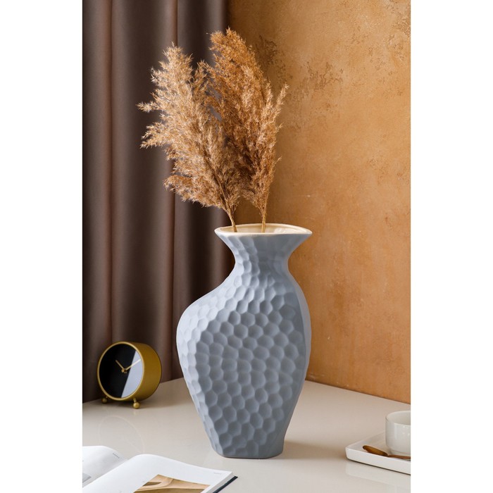 Ваза керамическая "Луна", настольная, матовая, серая, 38 см
Ваза керамическая "Луна", настольная, матовая, серая, 38 см