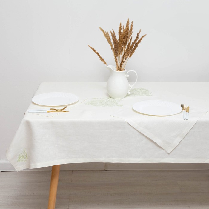 Набор столовый Скатерть 140х140 см, салфетки 42х42 см 6 шт, цвет белый, 50% лен, 50% хл
Набор столовый Скатерть 140х140 см, салфетки 42х42 см 6 шт, цвет белый, 50% лен, 50% хл