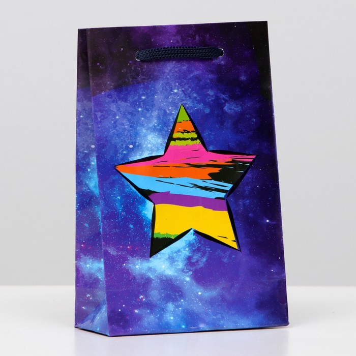 Пакет ламинированный "Звезда", 17,5 х 11,5 х 5 см
Пакет ламинированный "Звезда", 17,5 х 11,5 х 5 см