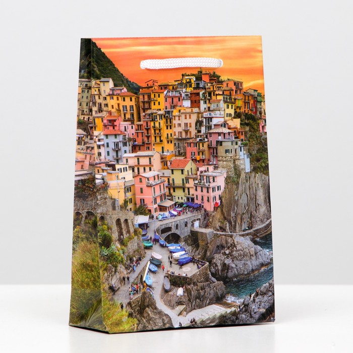 Пакет ламинированный "Город", 17,5 х 11,5 х 5 см
Пакет ламинированный "Город", 17,5 х 11,5 х 5 см