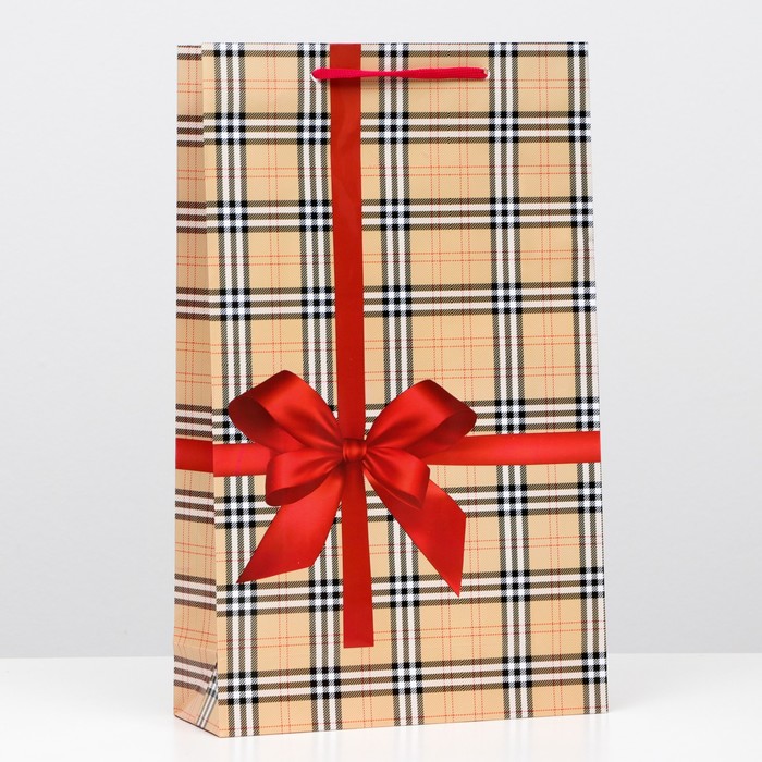 Пакет ламинированный "Сюрприз", 40,5 х 24,8 х 9 см
Пакет ламинированный "Сюрприз", 40,5 х 24,8 х 9 см