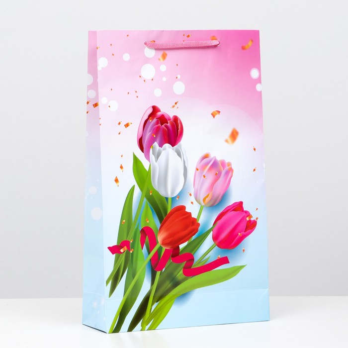 Пакет ламинированный "Тюльпаны", 40,5 х 24,8 х 9 см
Пакет ламинированный "Тюльпаны", 40,5 х 24,8 х 9 см