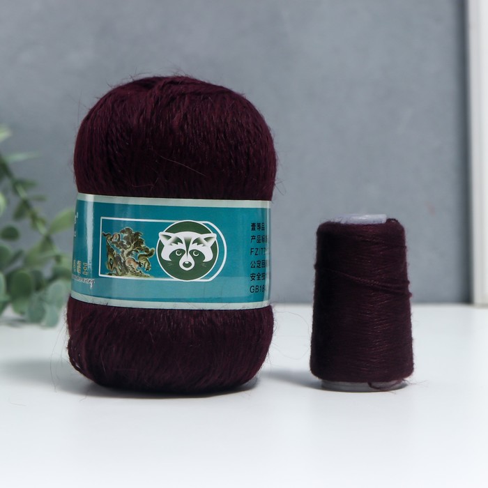 Пряжа "Mink wool" 90% пух норки,10% полиамид 350м/50гр + нитки (812- баклажан)
Пряжа "Mink wool" 90% пух норки,10% полиамид 350м/50гр + нитки (812- баклажан)