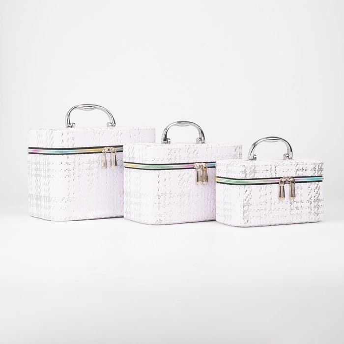 Набор косметичек на молниях, 3 в 1, цвет белый
Набор косметичек на молниях, 3 в 1, цвет белый