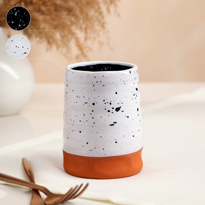 Стакан "Двухцветный", красная глина, белый с чёрным, 0.35 л
Стакан "Двухцветный", красная глина, белый с чёрным, 0.35 л