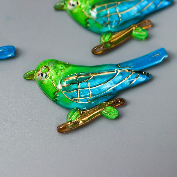 Декор для творчества пластик "Птица зелёно-голубая на ветке" с золотом 1,6х3,1 см
Декор для творчества пластик "Птица зелёно-голубая на ветке" с золотом 1,6х3,1 см