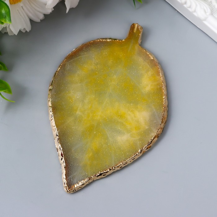 Подставка под кольца смола "Жёлтый камень" лист 12,7х7,8 см 
Подставка под кольца смола "Жёлтый камень" лист 12,7х7,8 см