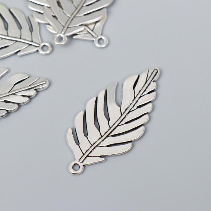 Декор для творчества металл "Махровый лист" серебро G463B695 4,6х2,1 см
Декор для творчества металл "Махровый лист" серебро G463B695 4,6х2,1 см