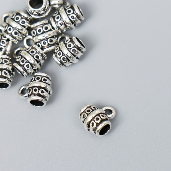 Бейл (держатель д/кулона) металл д/творчества "Бочка" серебро G088B703 1х0,8 см
Бейл (держатель д/кулона) металл д/творчества "Бочка" серебро G088B703 1х0,8 см