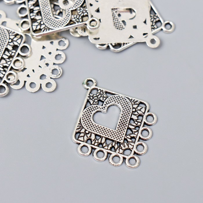 Коннектор для творчества металл 8 ушек "Сердце в ромбе" серебро G164B644 3х2,5 см 
Коннектор для творчества металл 8 ушек "Сердце в ромбе" серебро G164B644 3х2,5 см