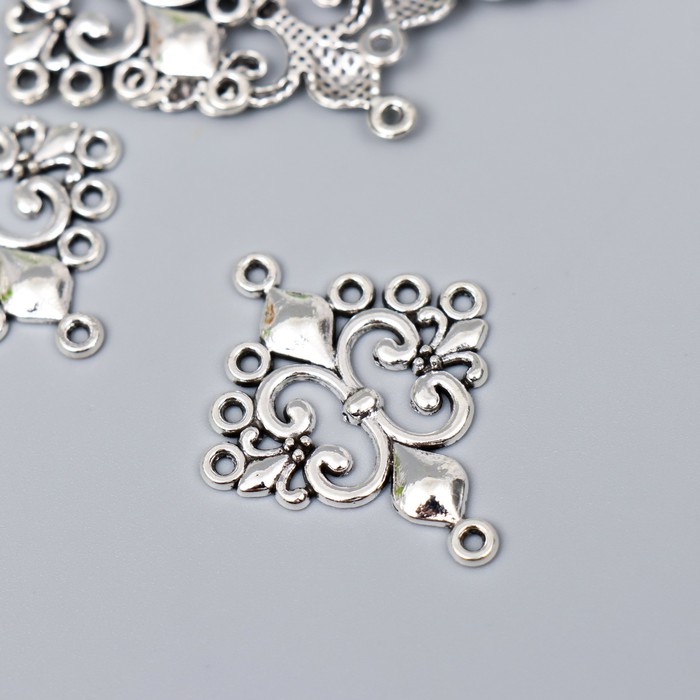 Коннектор для творчества металл 2 ушка "Вензель" серебро G216B432 3,6х3,3 см
Коннектор для творчества металл 2 ушка "Вензель" серебро G216B432 3,6х3,3 см