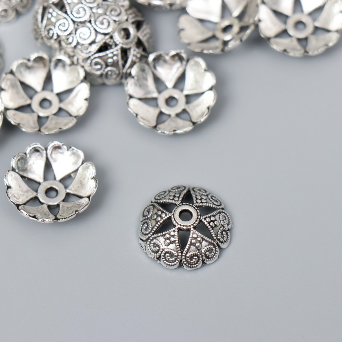 Декор шляпка для бусин металл "Цветок из сердец" серебро G093B744 набор 24 шт 1,4х1,4 см
Декор шляпка для бусин металл "Цветок из сердец" серебро G093B744 набор 24 шт 1,4х1,4 см