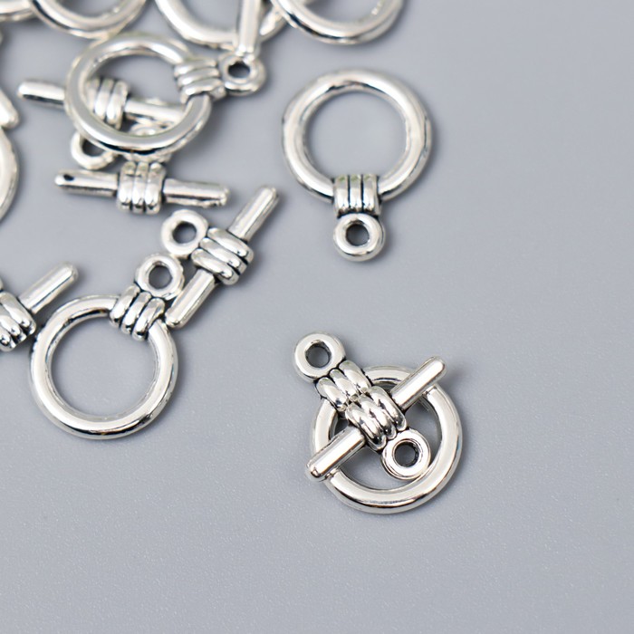 Декор металл для творчества замочек "Классика - 3 кольца" серебро 3507M012 1,5х1,1 см 
Декор металл для творчества замочек "Классика - 3 кольца" серебро 3507M012 1,5х1,1 см