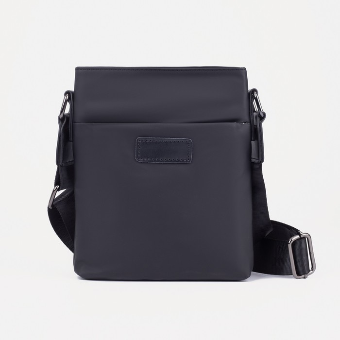 Сумка на молнии, 2 наружных кармана, водонепроницаемая, цвет чёрный
Сумка на молнии, 2 наружных кармана, водонепроницаемая, цвет чёрный