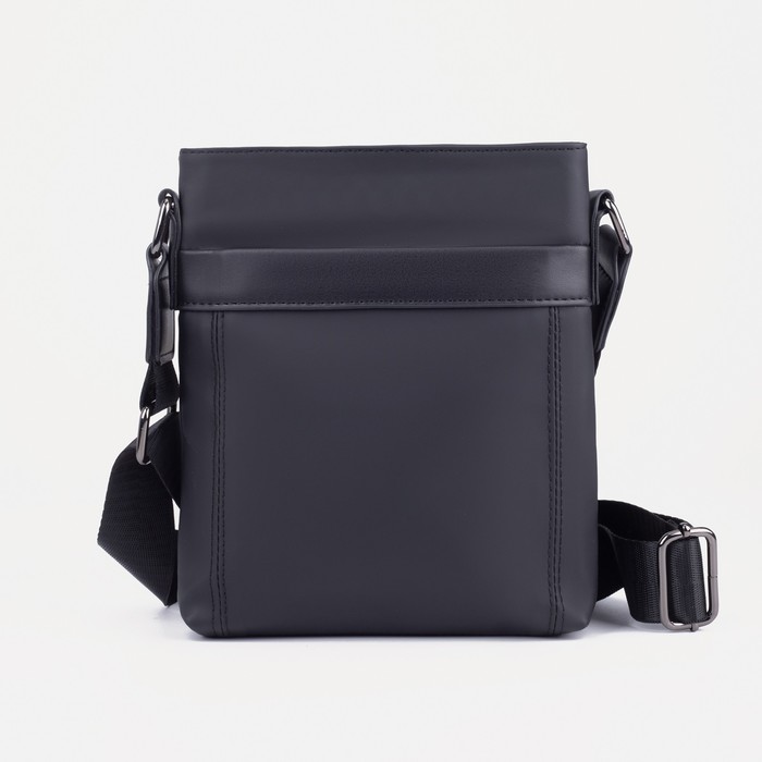 Сумка на молнии, 2 наружных кармана, водонепроницаемая, цвет чёрный
Сумка на молнии, 2 наружных кармана, водонепроницаемая, цвет чёрный