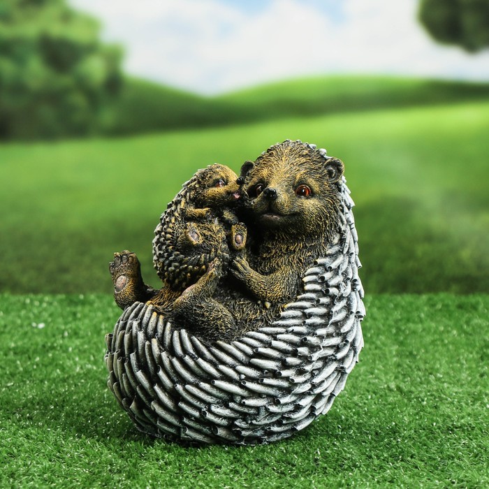 Садовая фигура "Ёжик с ежонком" 16х15х13см
Садовая фигура "Ёжик с ежонком" 16х15х13см